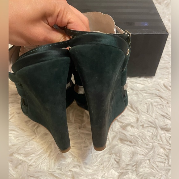 Victoria’s secret wedge shoes - Picture 4 of 5